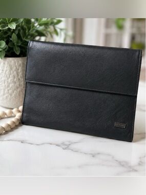 Black Leather Tablet Organizer